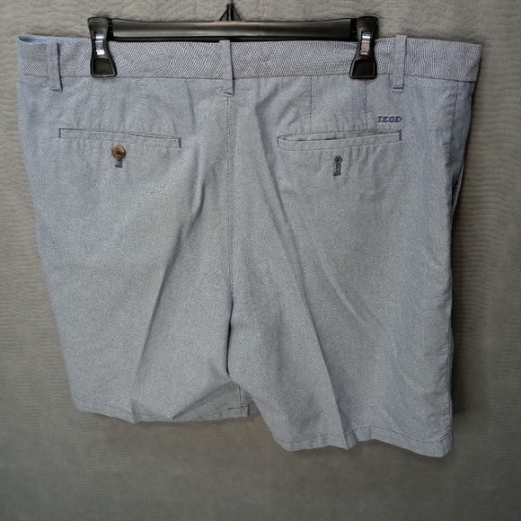 Izod men's khaki chino shorts sz 36"× 9". . 49pm - Picture 4 of 7